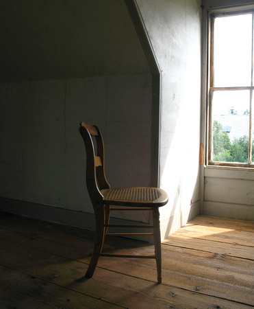 Empty-chair-Olson-House